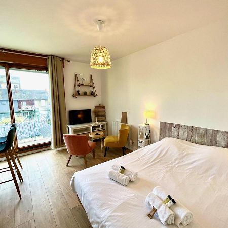 Salm, Coquet Studio Avec Balcon Ouistreham Kültér fotó