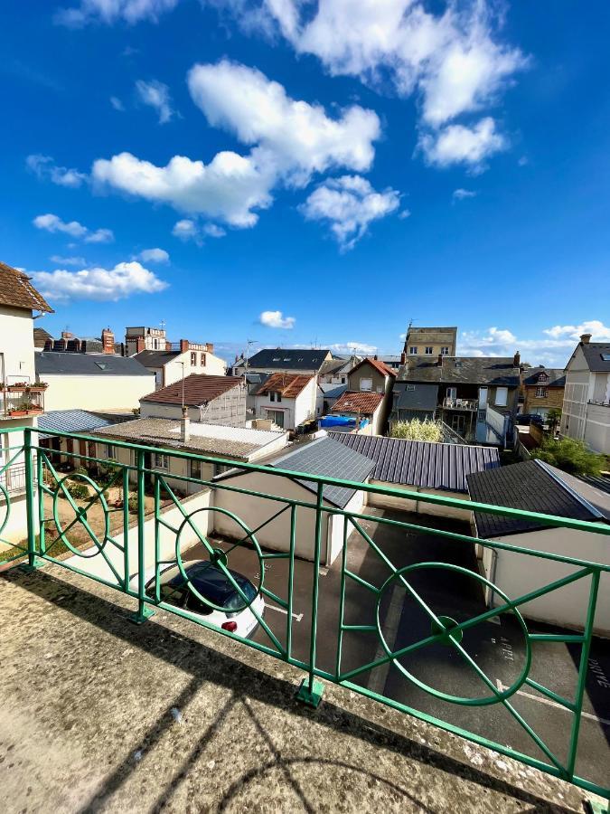 Salm, Coquet Studio Avec Balcon Ouistreham Kültér fotó