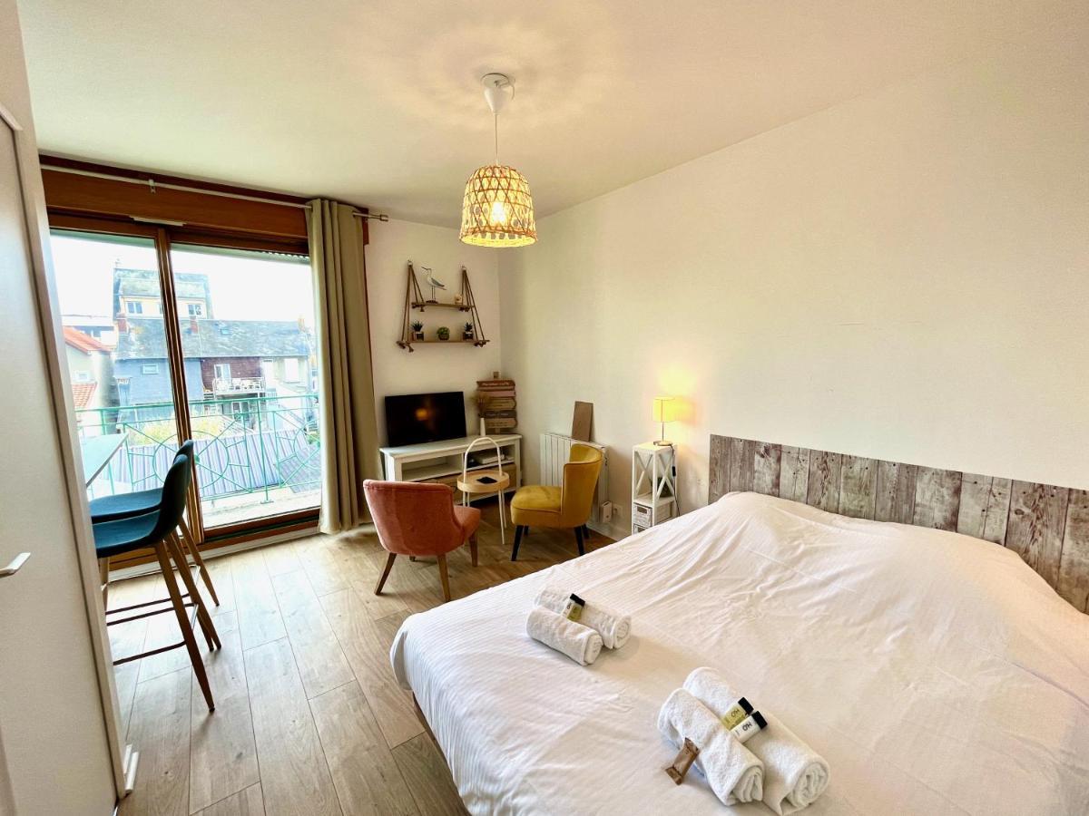 Salm, Coquet Studio Avec Balcon Ouistreham Kültér fotó