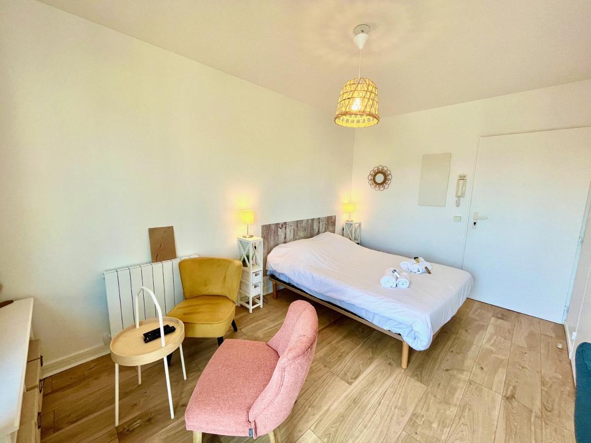 Salm, Coquet Studio Avec Balcon Ouistreham Kültér fotó